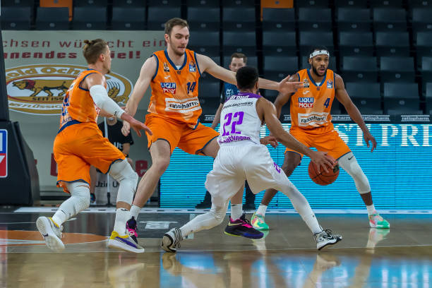 了巨大的商 了巨大的商