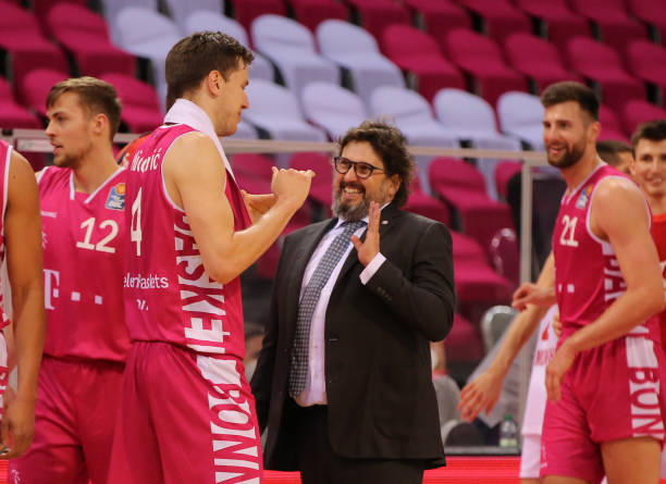 在激烈的N 在激烈的N