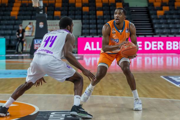 张安为例 张安为例