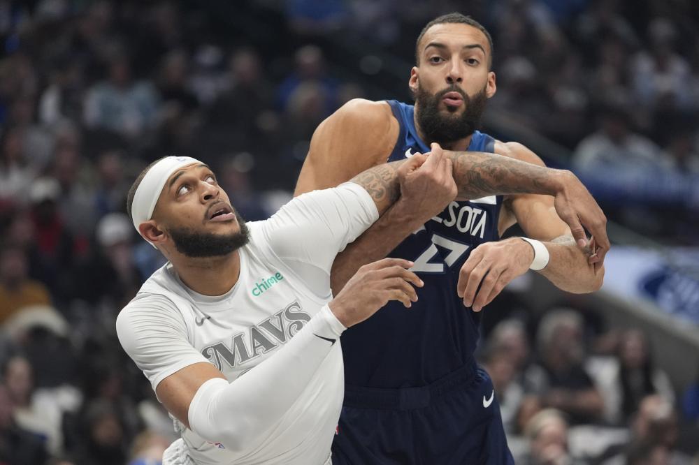 在赛场上展 在赛场上展