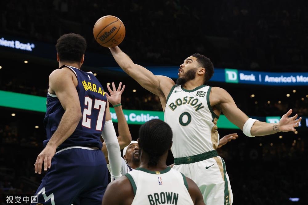 国队的进攻 国队的进攻